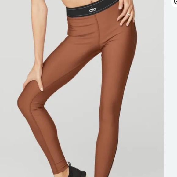 ALO Yoga Pants - ALO Yoga Airlift High Waist Leggings in Copper